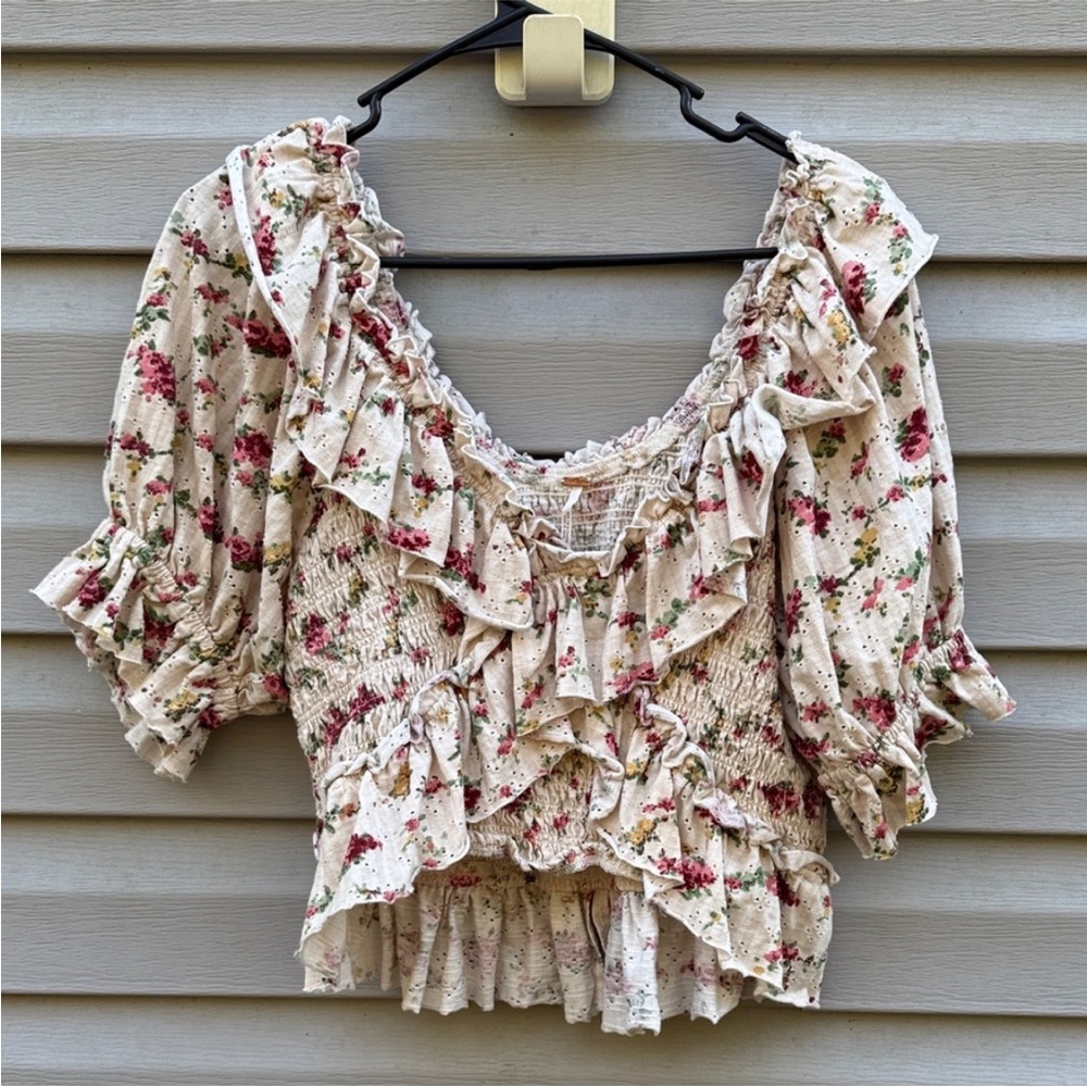 Free People Favorite Girl Top Tea Combo Cropped Ruffle Floral Top size Large - Picture 2 of 7
